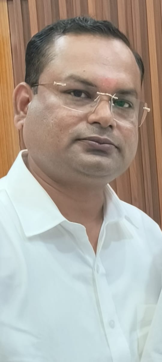 Dr. Mahesh Kashinath Ambade